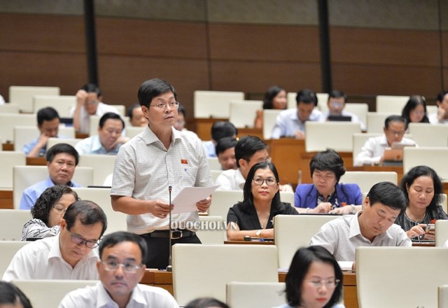 ĐBQH NGUYỄN HỒNG HẢI CHO Ý KIẾN VIỆC ĐIỀU CHỈNH CHỦ TRƯƠNG ĐẦU TƯ DỰ ÁN MỘT SỐ ĐOẠN ĐƯỜNG BỘ CAO TỐC TRÊN TUYẾN BẮC - NAM PHÍA ĐÔNG GIAI ĐOẠN 2017-2020